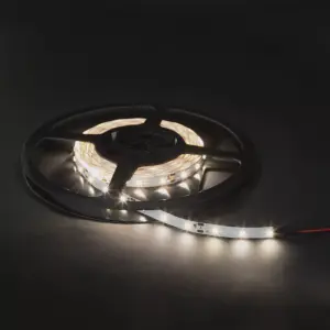 Banda 5m 60 LED alb mediu Phenom