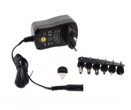 Alimentator universal in comutatie 3-12V 1A 1000mA 6 mufe Well