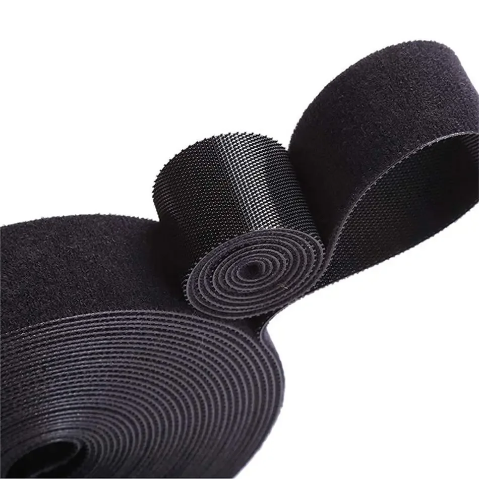 Organizator de cabluri Banda Velcro Well 3m x 1.5cm negru ORG-CABLE-T0103BK-WL
