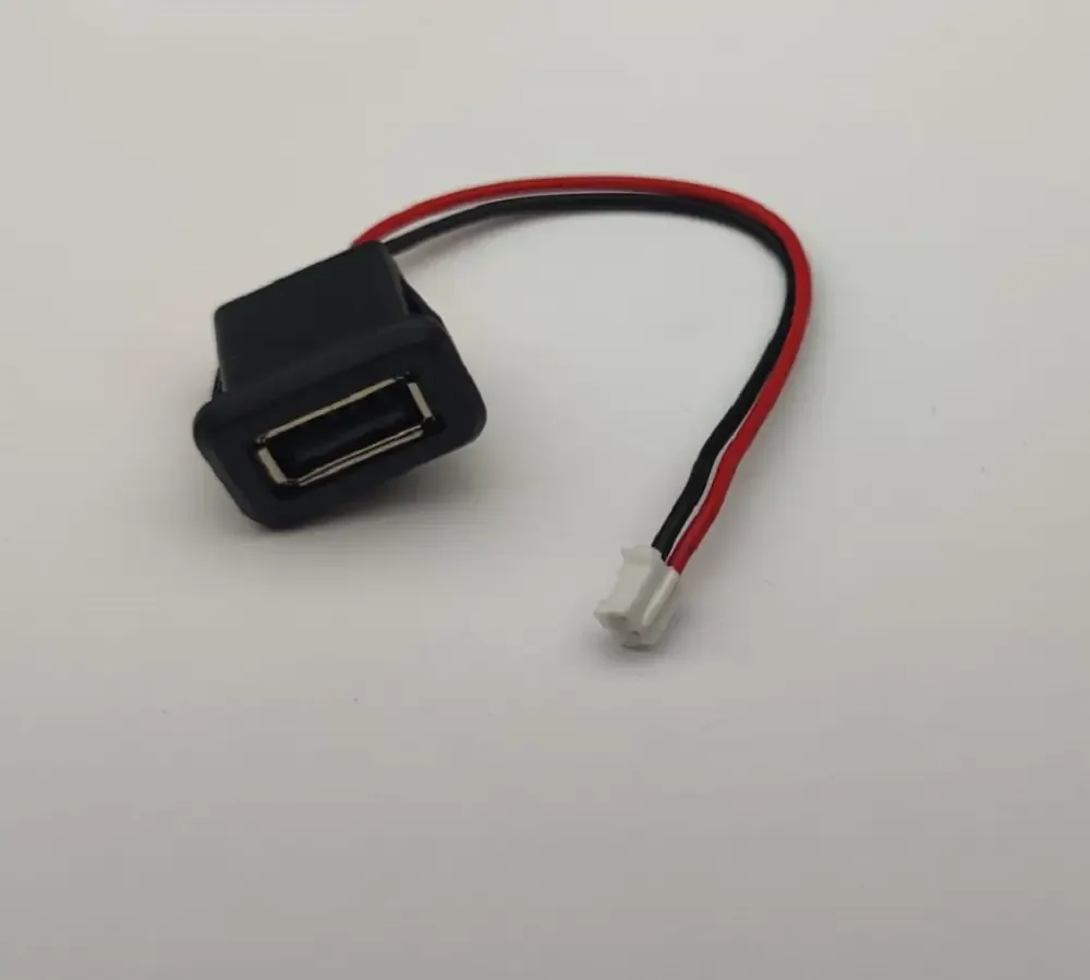 Mufa USB2.0 mama panou tip A 1 port gabarit mic cu 2 fire 18xH10mm