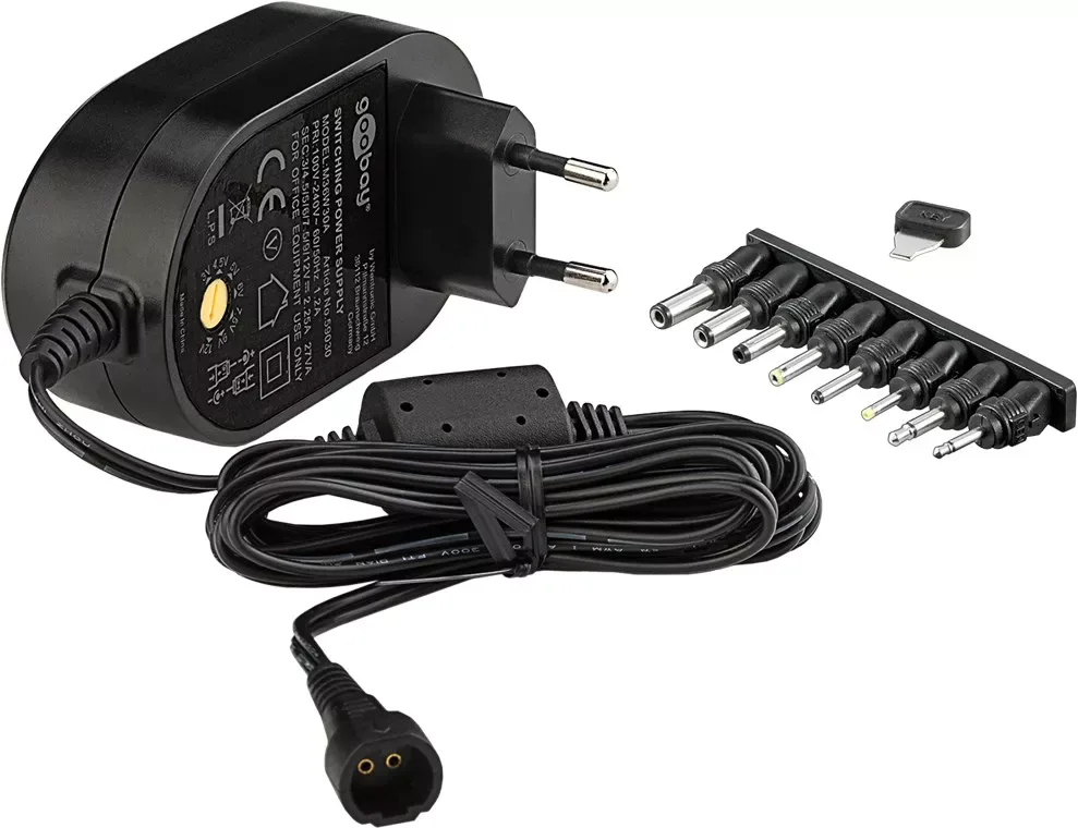 Alimentator in comutatie universal 3V-12V 2250mA 8 mufe Goobay